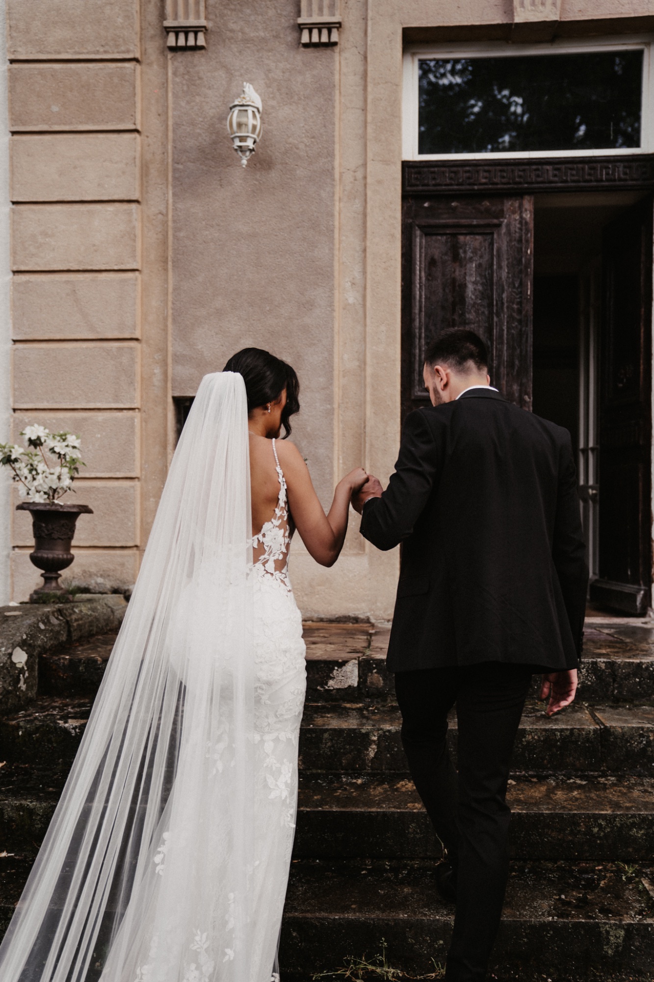 Couple escalier château